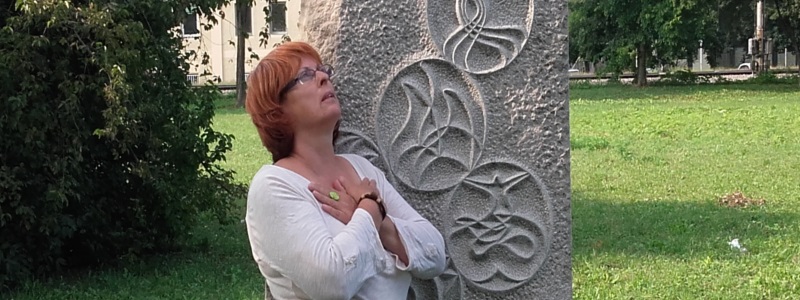 Darja spomenik